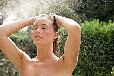 肉鸽射击游戏《墓星》现已在Steam发售 支持中文